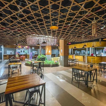 Redliving Apartemen Parahyangan Residence - Anton Rooms Bandung Ngoại thất bức ảnh